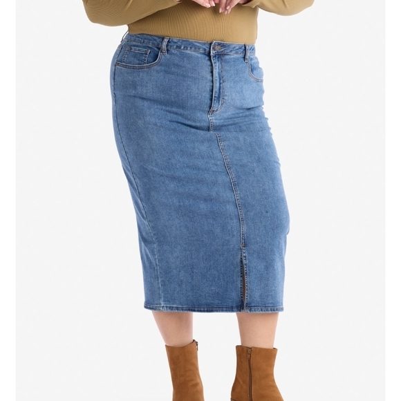 Classic Blue Denim Skirt - Picture 3 of 9